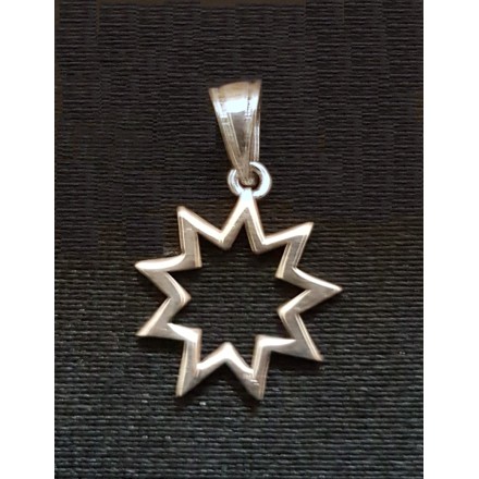 Pendentif argent petit modèle étoile 9 branches